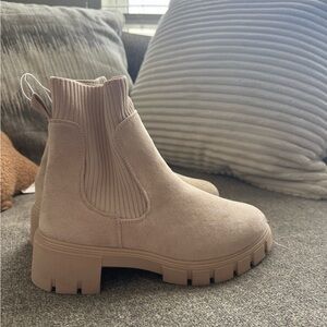 Women's Tan Ankle Boots